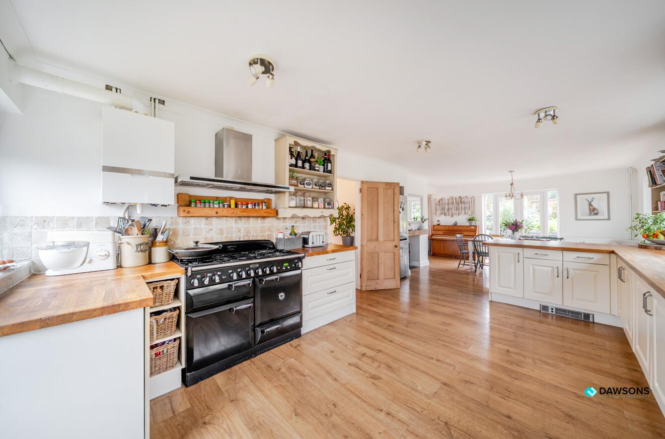 Pennard Drive, Southgate, Swansea, SA3 2DP